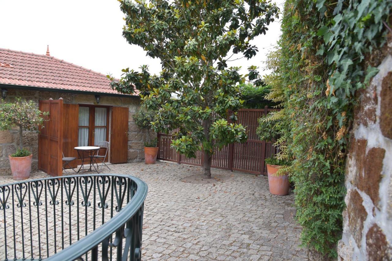 Quinta Do Outeiro Guest House Resende Exterior foto
