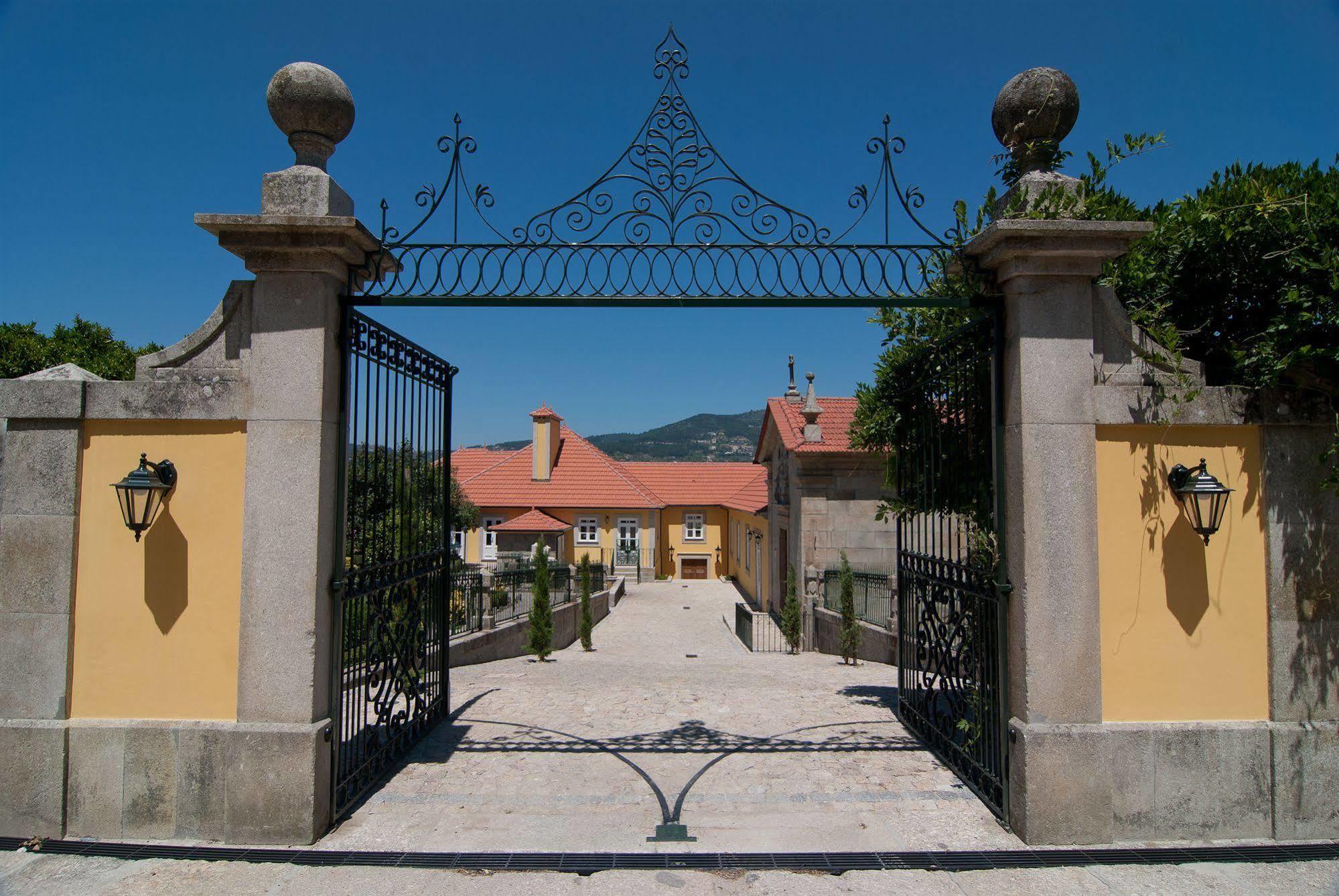 Quinta Do Outeiro Guest House Resende Exterior foto